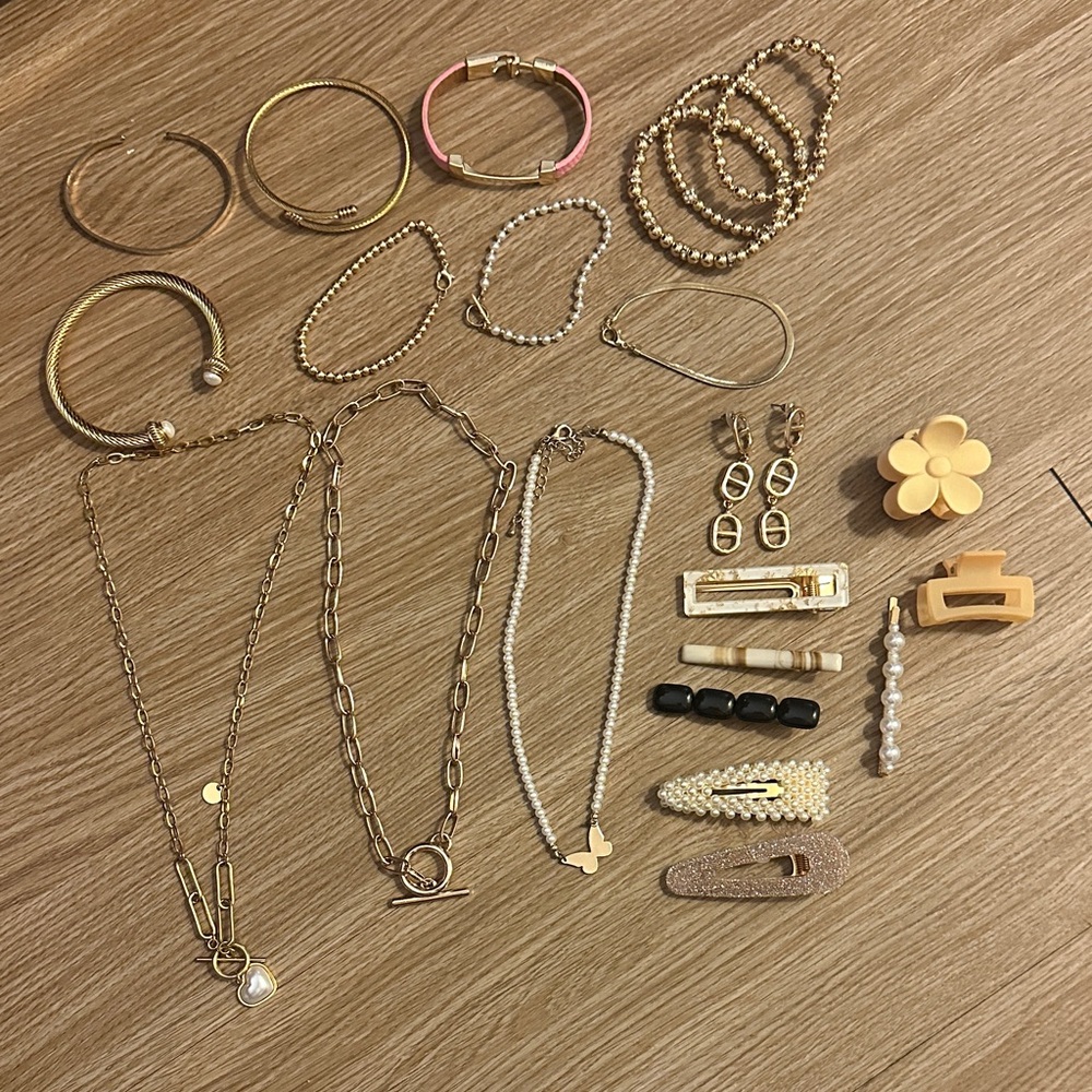 🫐3 for $15🫐 Elegant Gold and Pearl Jewelry Set